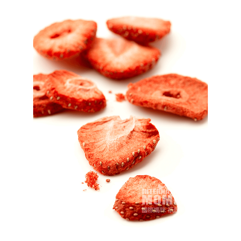 Babylove German Organic Freeze-dried Strawberry Slices over 4 year old